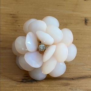 Plastic soft pink flower power ring